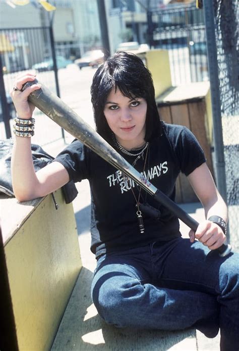 In this section, enjoy our galleria of Joan Jett near-nude pictures as well. Born as Joan Marie Larkin on September 22, 1958 at Lankenau Hospital in Wynnewood, Pennsylvania, she is an American rock singer, songwriter, composer, musician, record producer and occasional actress. Joan Marie Larkin is the oldest of three children. 